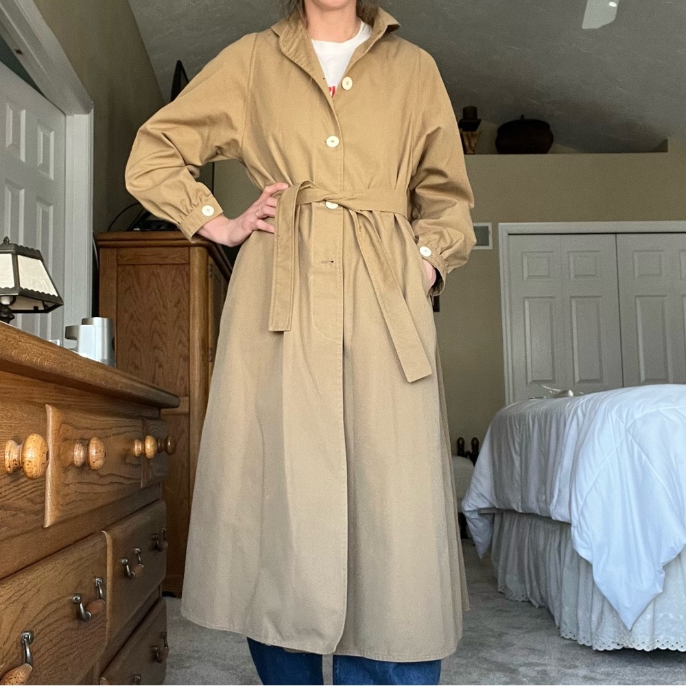 Vintage Tan Belted Trench Coat with Pleats